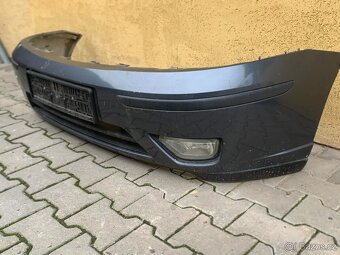 Ford Focus I přední nárazník - 4