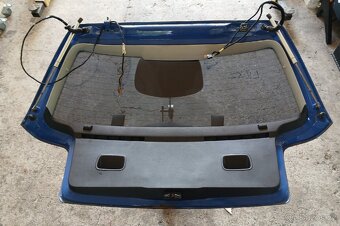 5 dveře golf 4 modrá LW5Z - 4