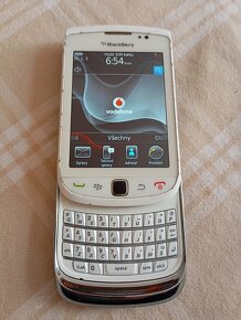 Mobilní telefon Blackberry 9800 - 4