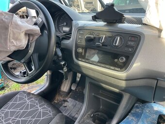 Škoda Citigo 1,0 MPi havarované - 4