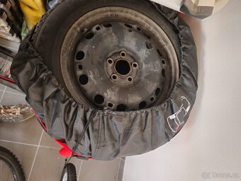 Zimní pneumatiky s disky na Škoda Fabia - 4