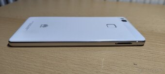 Mobilní telefon Huawei P9 Lite - 4