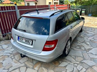 Mercedes-Benz Třídy C,  200 CDI 7-GTRONIC Bi-Xenony - 4
