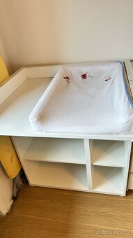 Ikea småstad přebalovací pult - 4