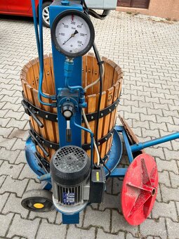 Hydraulický lis na ovoce - 4