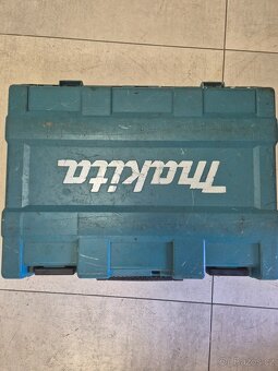 bourací kladivo makita HM0870C - 4