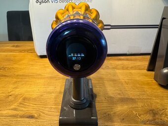 Dyson V15 detect absolute - 4