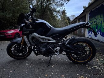 Yamaha MT 09 - 4