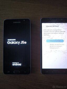 mobilní telefon Samsung Galaxy J5 (2016) - 2 kusy - 4