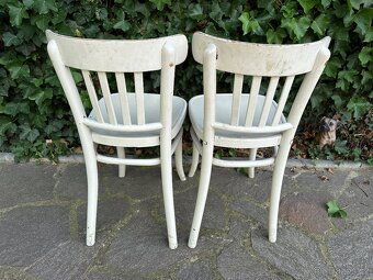2 x stará bílá dřevěná židle - cena za kus - 4