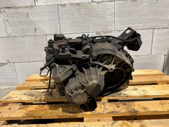 Manuální převodovka Volvo XC90 D5 AWD 2009 M66 36001348 - 4