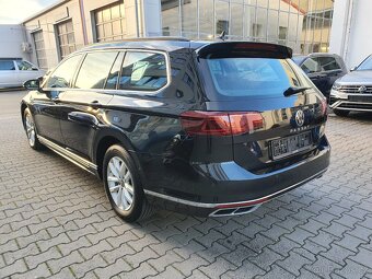 VW Passat B8 Variant 2.0TDI 110kW R-line - záruka Autodraft - 4