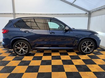 BMW X5, M50d CZ 1-Maj SkyLounge - 4