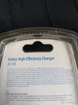 Originální balení nabíječka Nokia AC-8E - 4