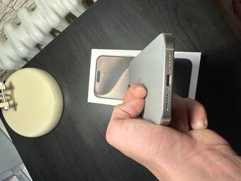 Iphone 15 pro max - 4