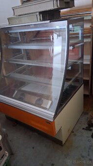 Prodejní regály,chladící vitrína - 4