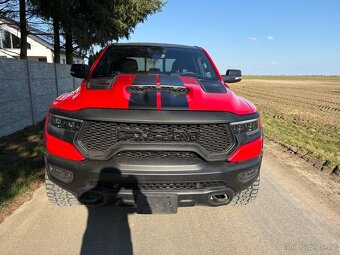 Ram 1500 5.7Hemi packet TRX - 4