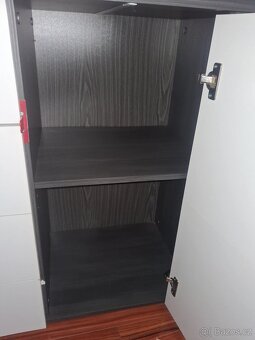 Komoda s osvětlením - 4