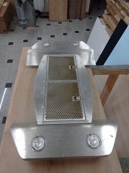 ostrůvková digestoř - 4