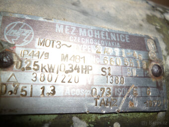 Převodovka 1:56 s motorem 400V MEZ Mohelnice - 4