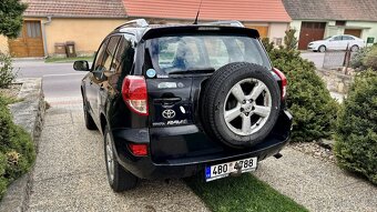 Toyota Rav4, 2.2, 100 kW, 4x4 - 4
