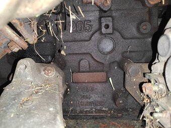 Motor Ford Pinto 2.0 OHC s převodovkou - 4