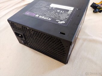 ATX zdroj 700w semimodulární - 4