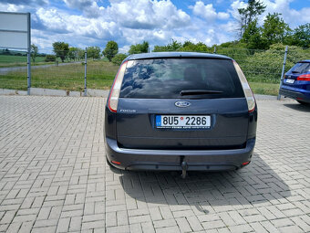 Ford Focus 2,0 Kombi - 4