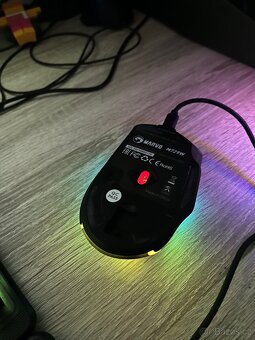 Prodám Herní myš s RGB podsvícením - 4