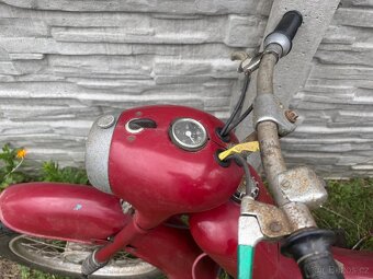 Jawa 555 - 4