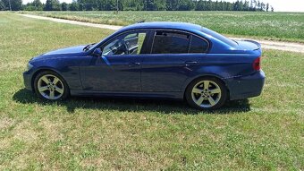 BMW e90 2.0d Mpaket - 4