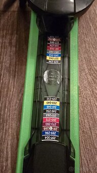 Švýcarské Stöckli lyže Team SX 140 cm + sportovní hůlky - 4