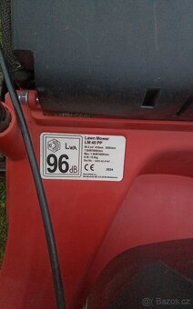 BENZÍNOVÁ SEKAČKA MOUNTFIELD - 4