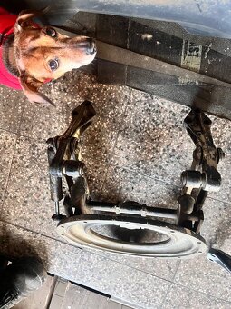 PRODÁM ORIGINÁLNÍ SPODEK SEDADLA ZETOR - 4