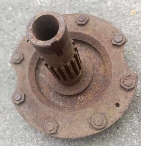 Praga V3S - nába nápravy - 4