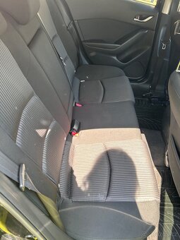Mazda 3 - 4