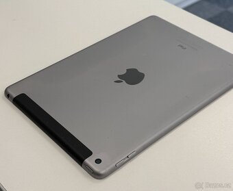 iPad 5 gen. 128GB ✅ SIM verze - 4