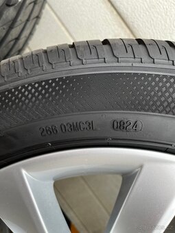 Letní pneu 215/55 R17 - 4