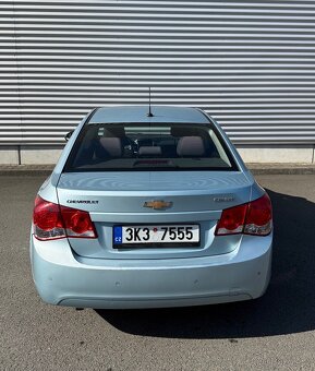 CHEVROLET CRUZE 1,6i EcoTec 91kW - 2.maj - pouze 78800km - 4