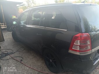Opel Zafira B diesel 1.9 - 4