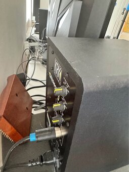 KRK Rokit 5 Studio Speakers - 4