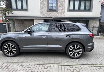 Volkswagen Touareg - 4