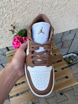 Jordan 1 Low archaeo brown white - 4
