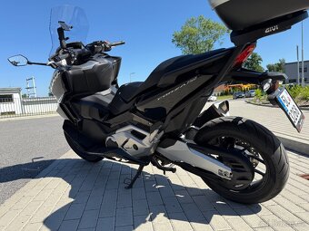 Honda Forza 750 TOP STAV - 4