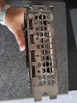 GIGABYTE GeForce® GTX 1660 OC 6G - 4