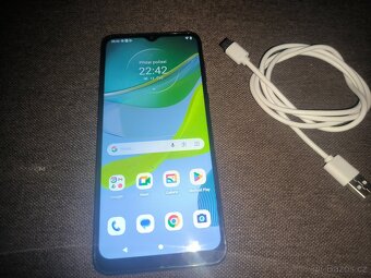 Motorola moto e13 - 4