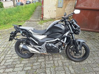 Honda NC 750s - 4