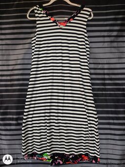 nové dámské šaty v.M-L/38-42 oboustranné - 4