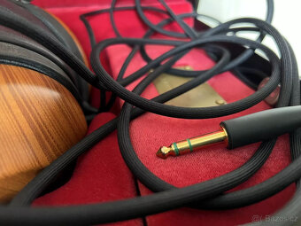 Stereofonní sluchátka Sony MDR-R10 - 4