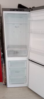 Kombinovaná lednička LG GBV5140CPY - 4